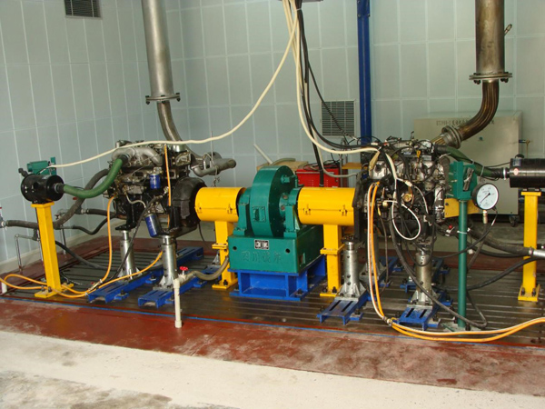 由亞泰光電自主研發(fā)并具有多項(xiàng)技術(shù)創(chuàng)新的YTW-3內(nèi)燃機(jī)臺(tái)架試驗(yàn)及尾氣分析系統(tǒng)