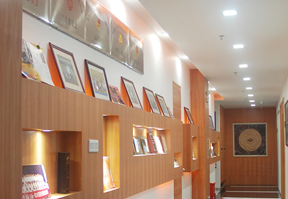 做為國產工業內窺鏡設備老品牌廠家,深圳亞泰光電深耕工業內窺鏡、工業管道內窺鏡、工業視頻內窺鏡等20余載,自主研發生產內窺鏡產品具有多項發明專利,內窺鏡廠家直銷,價格優惠。